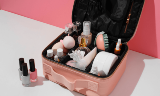 Best Cosmetic Travel Cases 2024