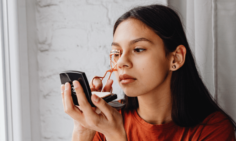 Best Eyelash Curlers 2024