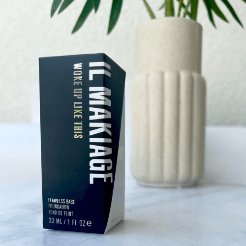WOKE-UP-LIKE-THIS-FLAWLESS-BASE-FOUNDATION-BY-IL-MAKIAGE